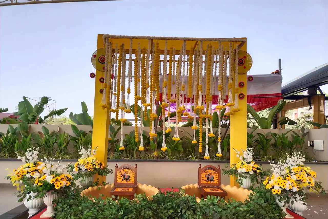 Coco Resort Banquets pune